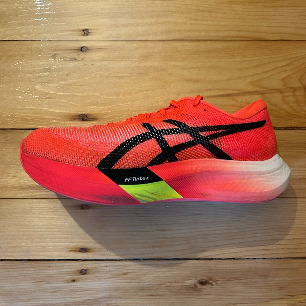 ASICS Metaspeed Sky Paris